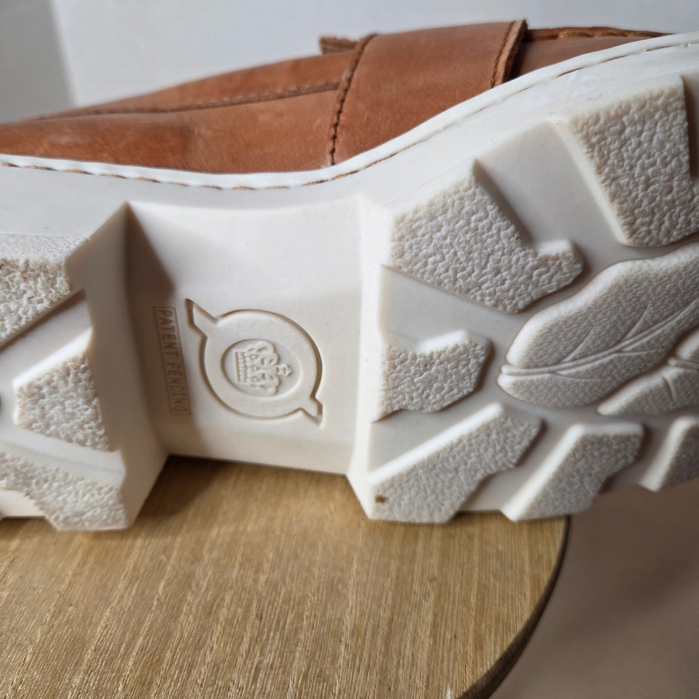 Born Contessa Tan Leather Platform Loafers Buckle Strap Lug Sole Shoes Womens 9M - Picture 11 of 15